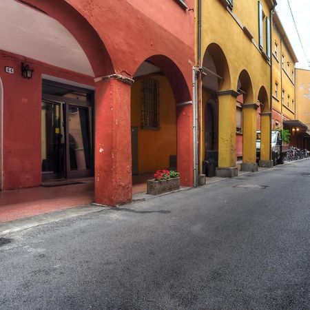 Bologna City Center Apartment By Wonderful Italy Exterior photo